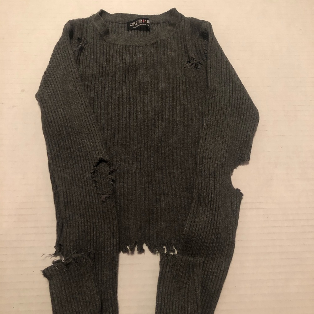 Fashion nova distressed top